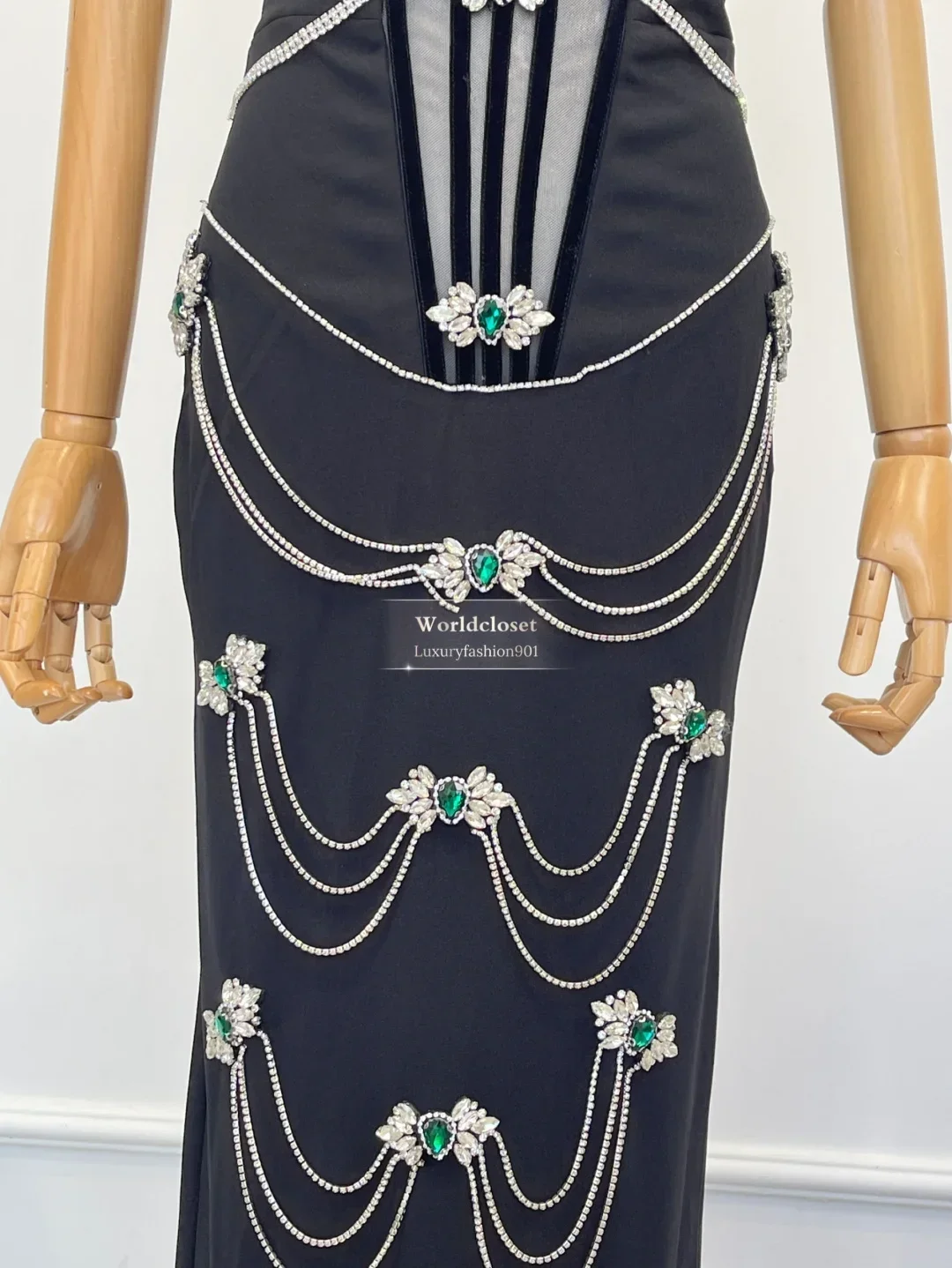 

2025 New Women's Black Sequins Diamonds Sequins Beading Sleeveless Backless Tube Maxi Dress for Party