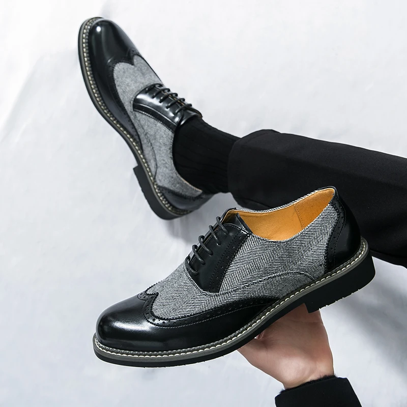 

38–46. Повседневная мужская кожаная обувь. Джентльменский дизайн в британском стиле. Повседневная офисная одежда для вечеринок. Брюки больших размеров. Ретро.