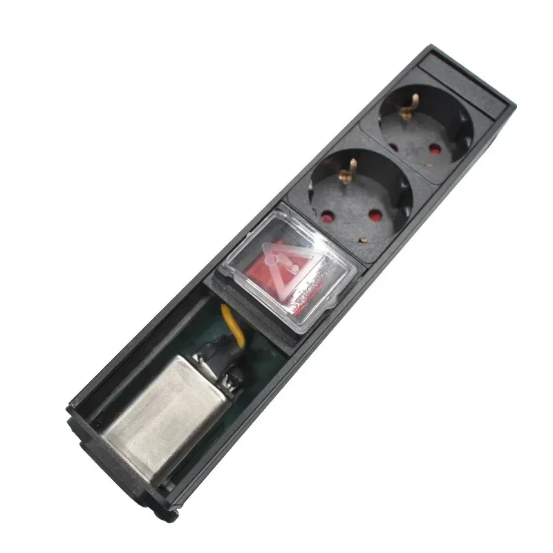 

German standard Socket with switch C14 Interface PDU Power Strip Engineering Network Cabinet 2 AC EU output wave filter