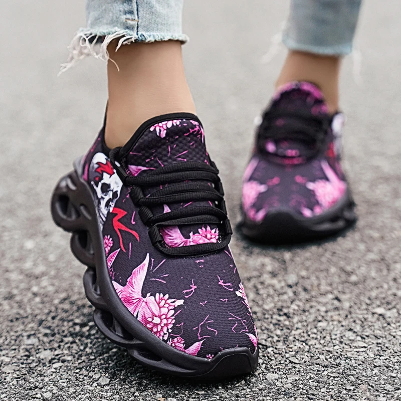 Moipheng Women Running Shoes Mesh Skull Print Pattern Sports Shoes Ladies Breathable Casual Platform Sneakers Zapatillas Mujer_voghion.com