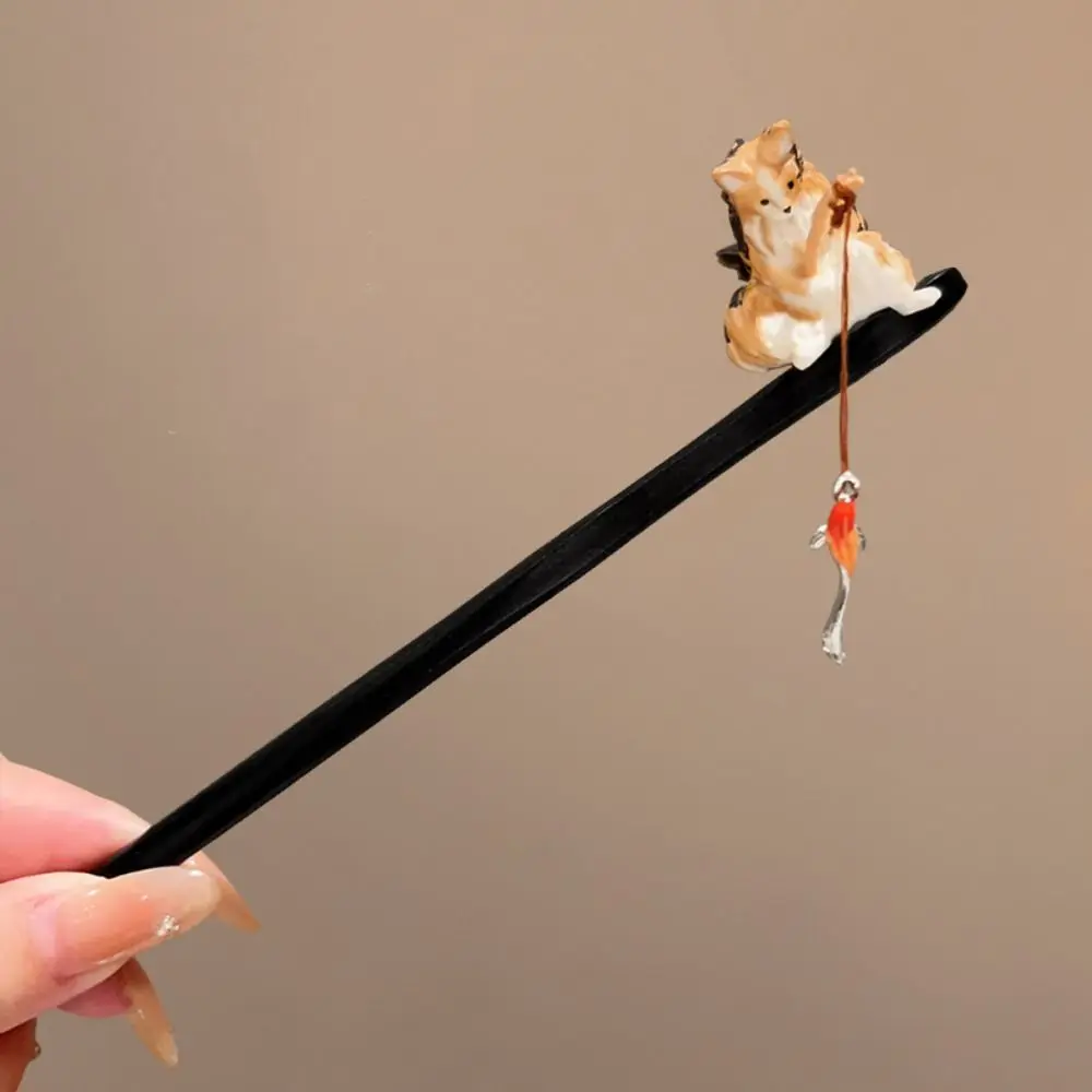 Cute Cat Fishing Wo…