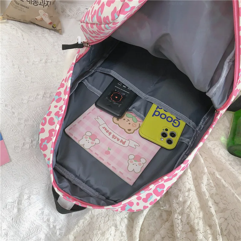 2022 Leopard Print Backpack Women Funny Animal Design School Bags For Teenage Girls White Printed Kawaii Bags Cute Backpack