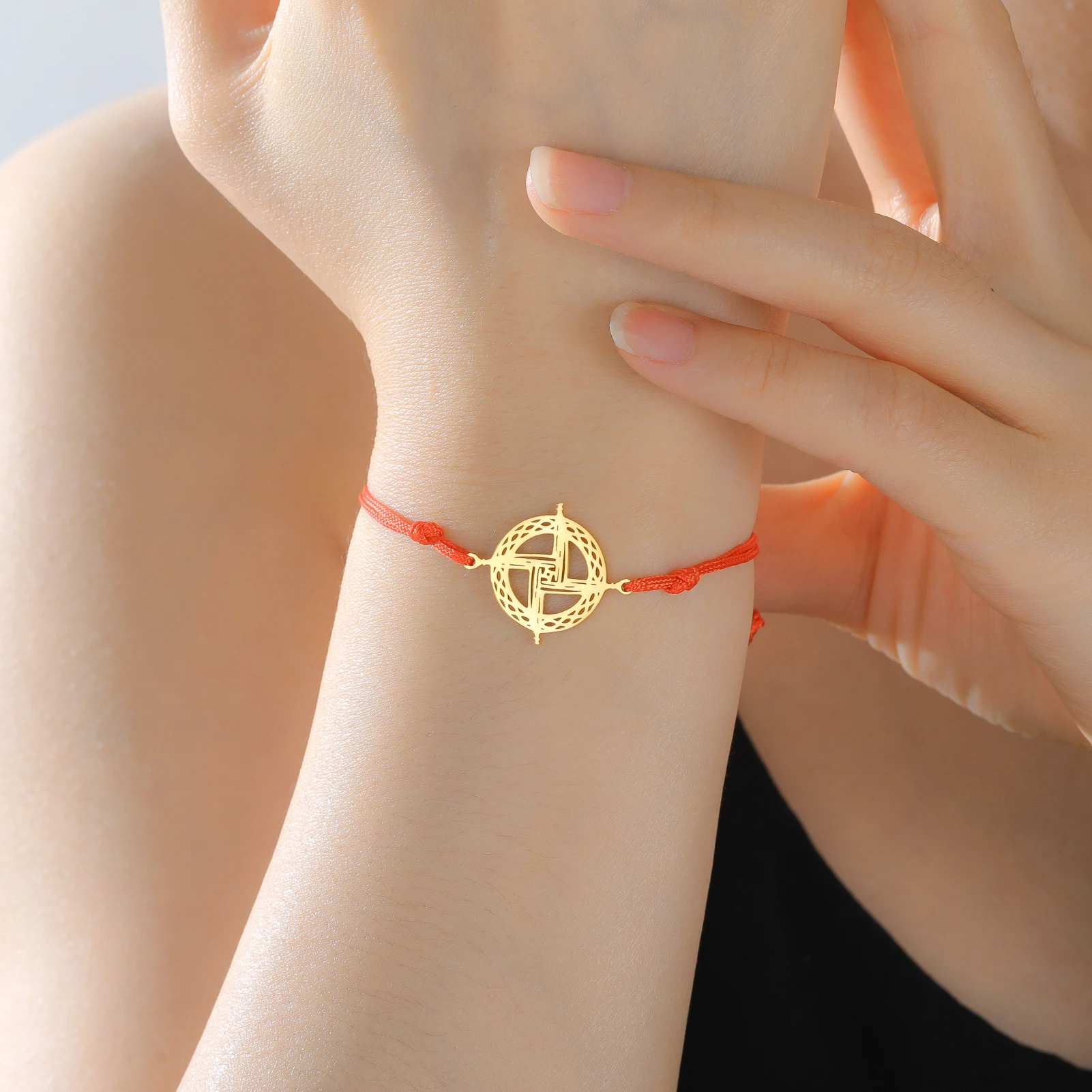 Kkjoy Slawisches Sonnensymbol Charm-Armband Edelstahl-Armband Heidnisches Slawisches Schutzzeichen Schmuck Geschenk für Heiden-Liebhaber – Detail 6