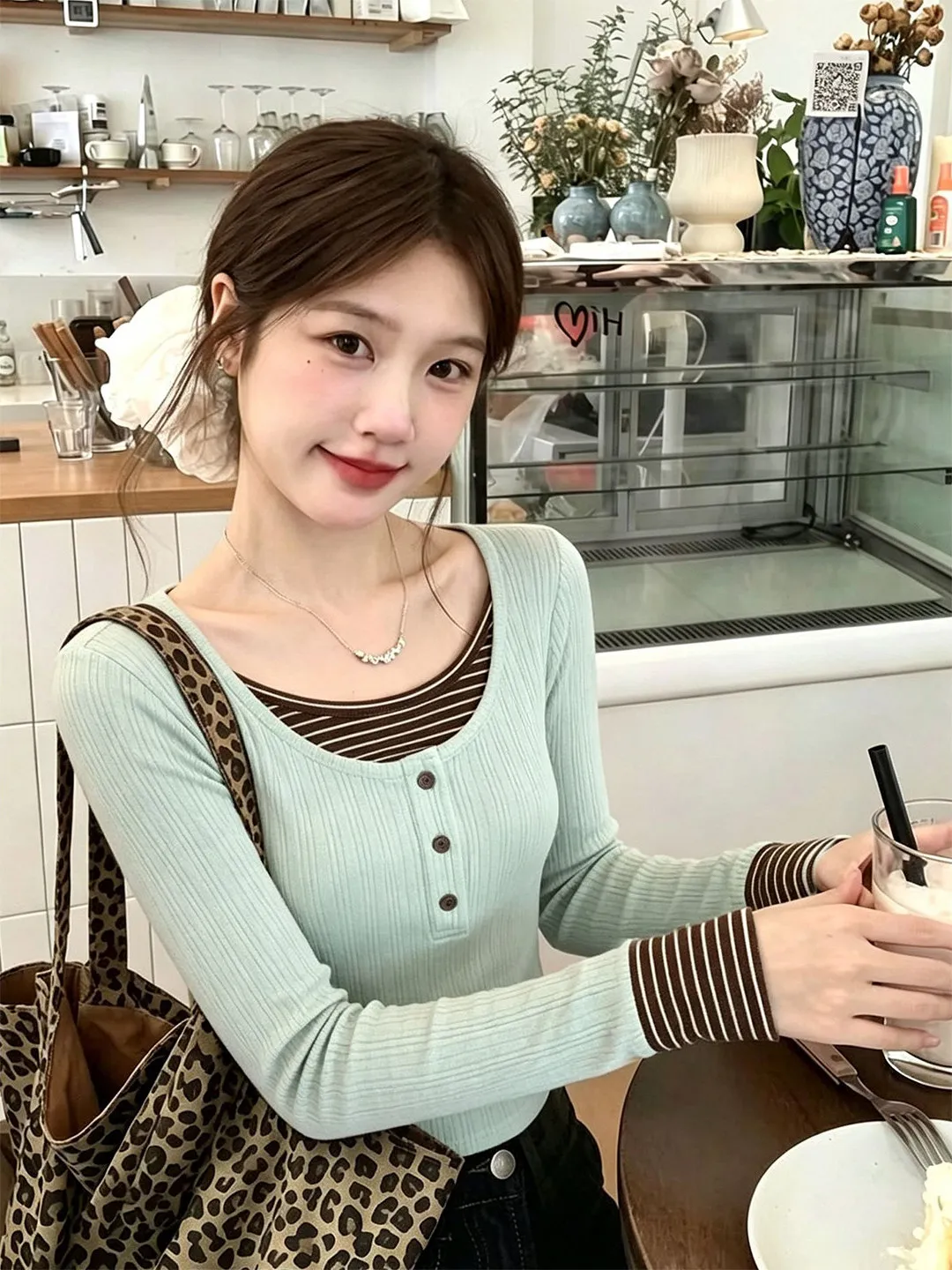 Slim Fit Long Sleeve T-Shirt Women's Base Layer Shirt Inner Wear Striped Design Korean Style Breathable Comfortable Knitted Top