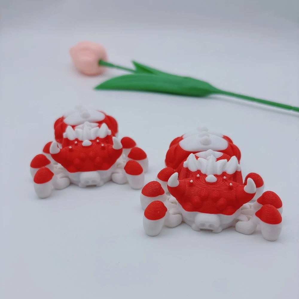 Flexible Articulated Mushroom Crab Figurine 3D Printed Fidget Toy Red White Desktop Decor Stress Relief Ornament