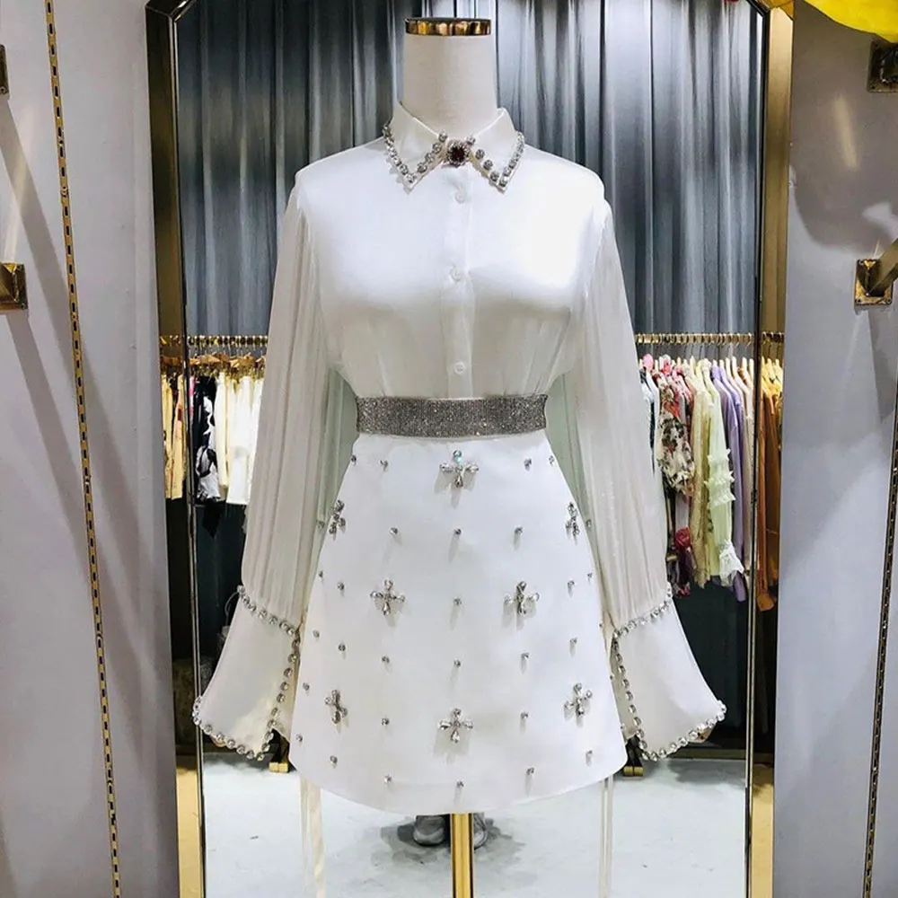 1005006060171736   Exquisito conjunto de dos piezas de cóctel blanco de manga larga con diamantes botón de moda vestido corto de graduación vestido de fiesta de celebridades