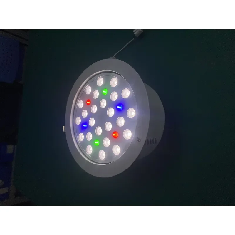 Modern 28W Ultra Thin Aluminum LED Jewelry Display Light Rotating Cabinet Lamp High CRI 85 for Showcase Lighting Fixture