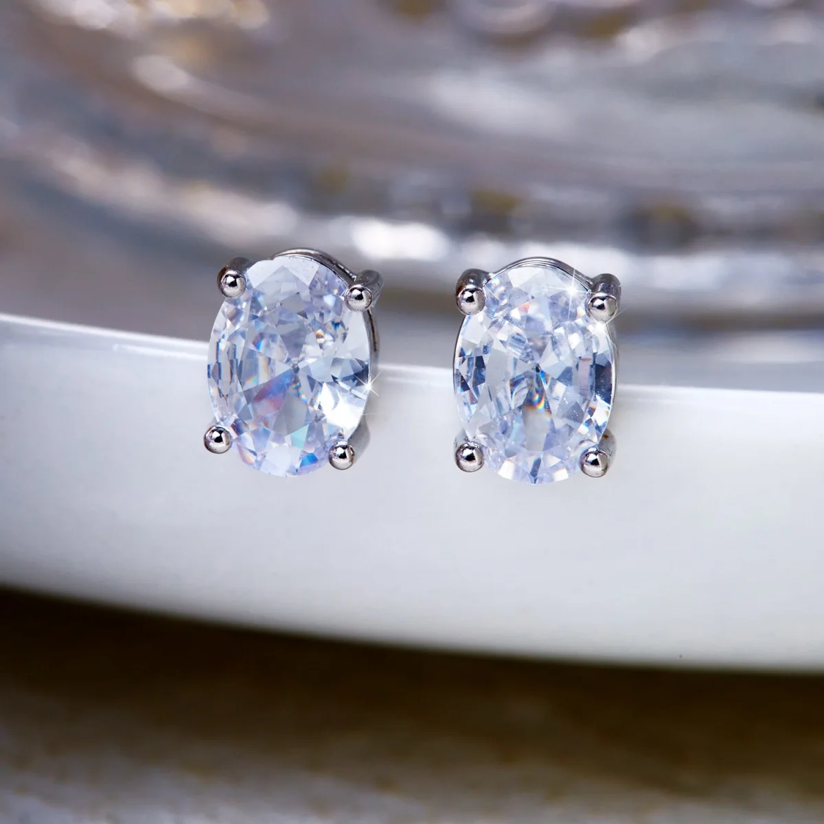 Minimalistische ovale Ohrstecker mit eingelegtem kubischem Zirkon für Damen und Herren, elegante geometrische Ohrringe, für den Alltag, Party, Hochzeit, Modeschmuck – Detail 13