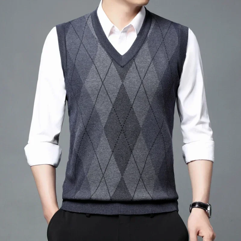 Men's V-Neck Sleeveless Vest Classic Business  Knitwear Knitted Waistcoat Sweater Cardigans Tank Tops