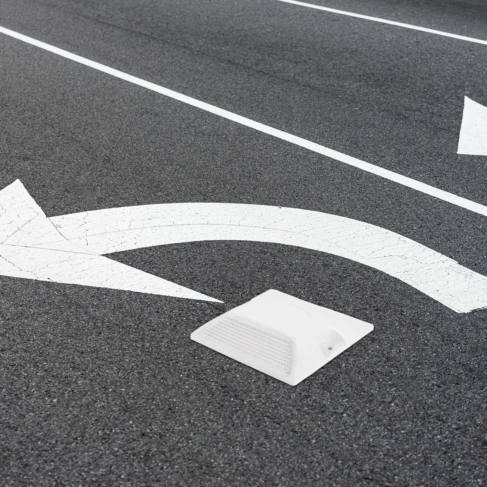 4 قطعة علامات الطريق العاكسة أثار عاكسات الرصيف البلاستيكية درب السلامة وضوح عالية درب علامات التوجيه الليلي #4