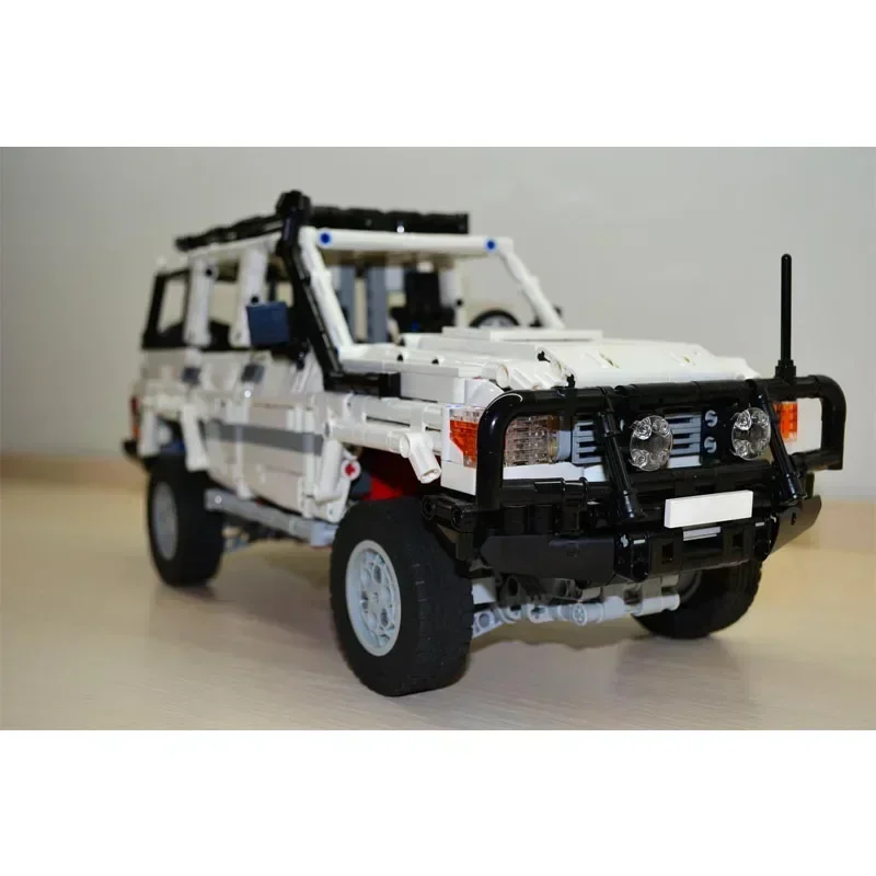 MOC-47249 전기 RC 랜드 크루저 76 Supercar 조립 접합 빌딩 블록 모델 2113 빌딩 블록 부품 어린이 장난감 선물