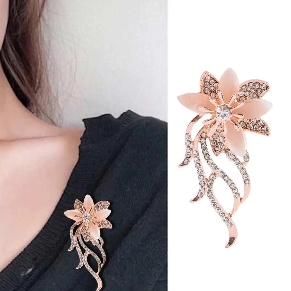 Sweater Buckle Clothing Alloy Flower Bridal Crystal Women Accessories Rhinestone Wedding Tassel Brooch