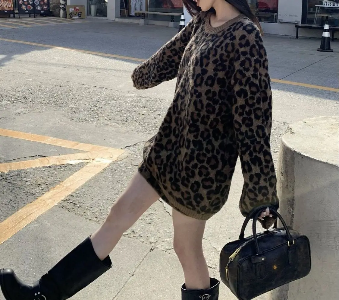 Hot Girl Style Sweater Set for Women - New Fall/Winter Collection - Loose Leopard Print Knitted Short Skirt Set