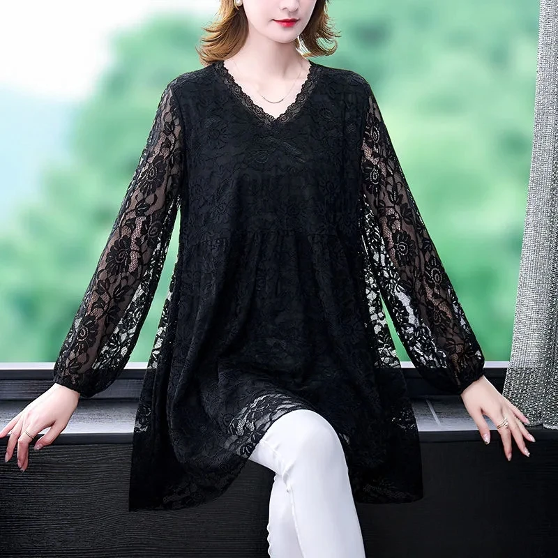 L-7XL Spring New Large Size Lace Bottoming Shirt Middle Aged Mother Long Sleeve V-Neck Tops Loose Mid-Lentgh Women T-Shirt Tee