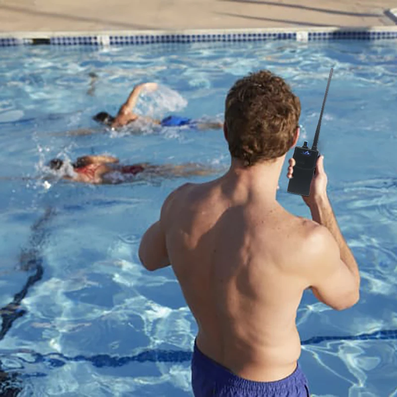 Swimtalk H900 FM الارسال المدرب اللاسلكي لاسلكي تخاطب في الوقت الحقيقي تحت الماء السباحة التدريب للاتصالات الرياضات المائية