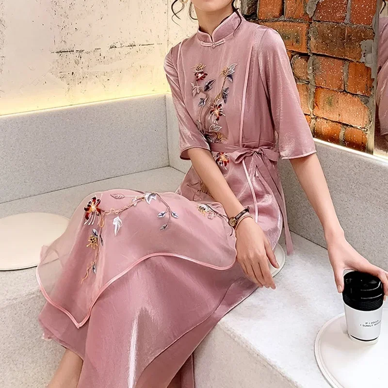 2024 New Elegant Formal Dress Embroidery Improved Cheongsam Traditional Chinese Style Retro Qipao Banquet Party Vestidos 105 MN8