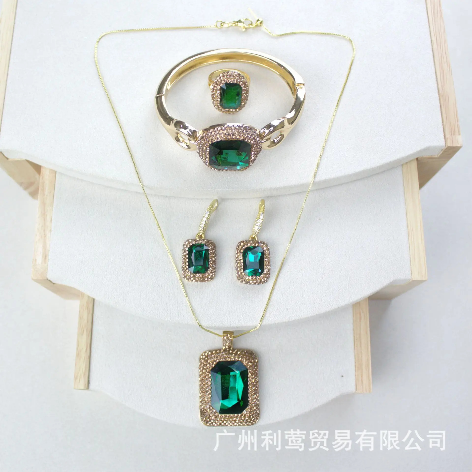 

Natural Crystal Jewelry Set Pottery Clay Inlaid Delicate Gem Necklace Jewe Fashion Necklace Earrings, Ring Bracelets
