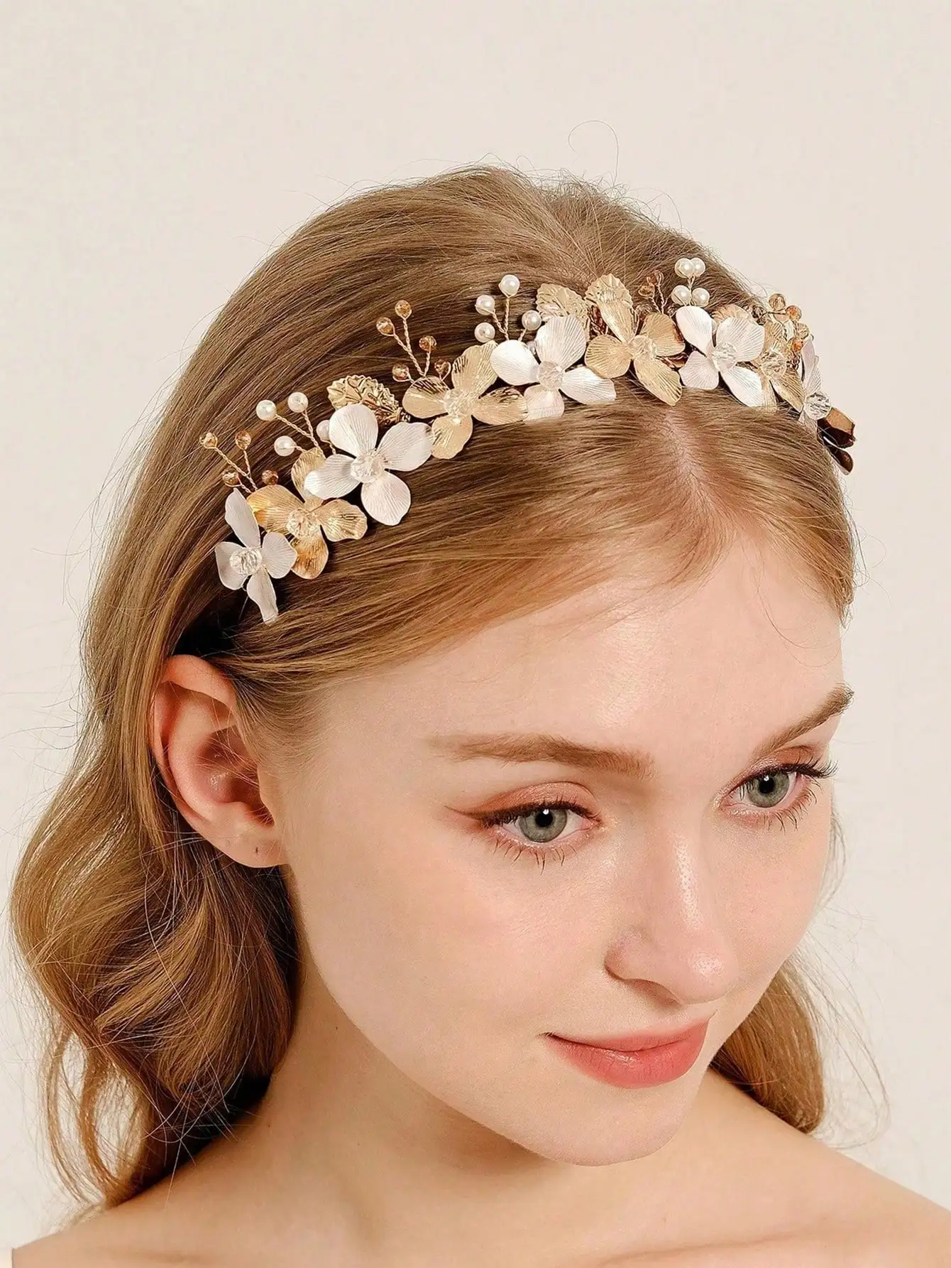 

1pc Elegant Pearl Flower Headband, Handmade Beaded Hair Accessories, Suitable For Girls, Brides, Bridesmaids, Wedding Dress