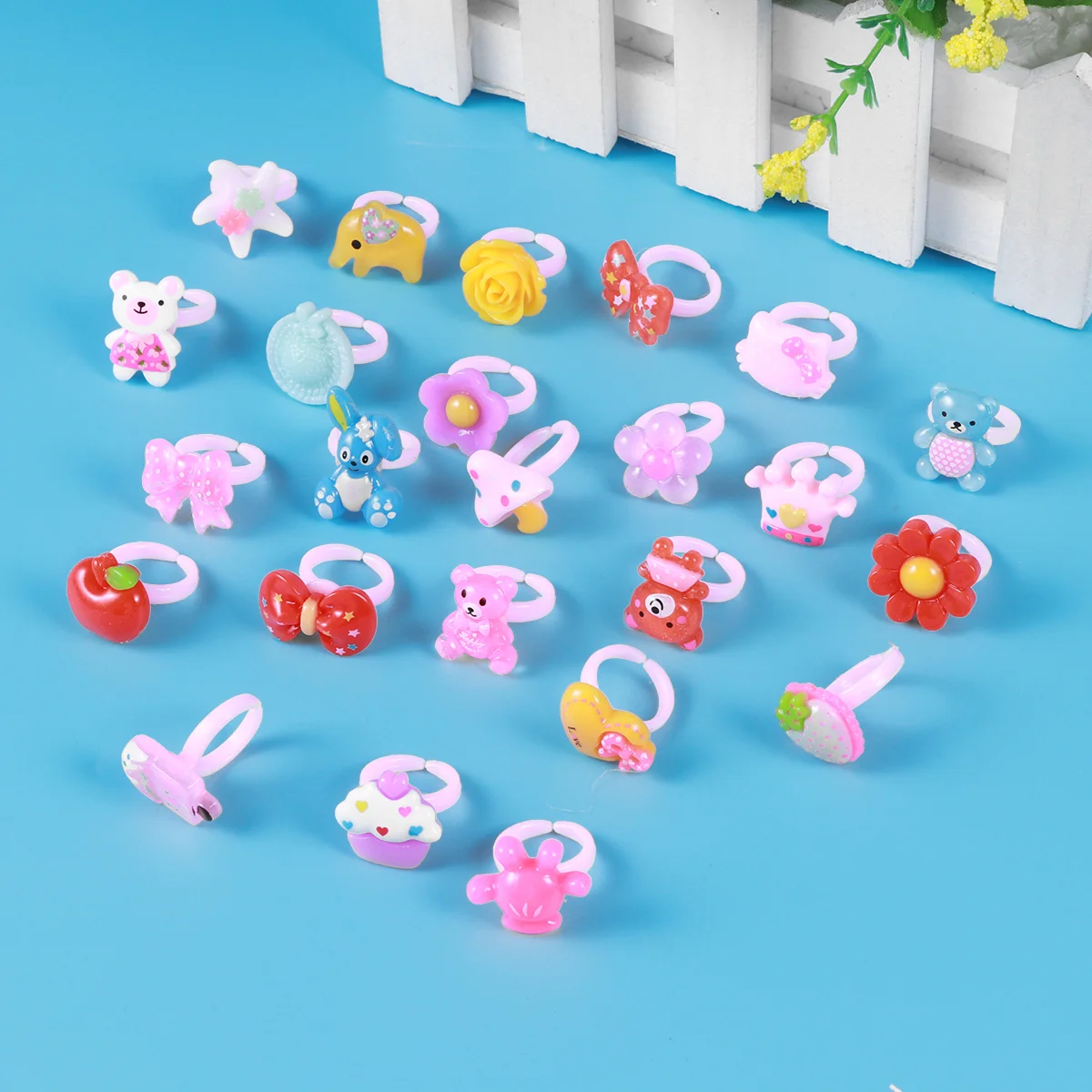 24pcs Little Girls Jewelry Rings Cartoon Rings Toy with Heart Box Kids Birthday Party Favor Dress Up Accessory