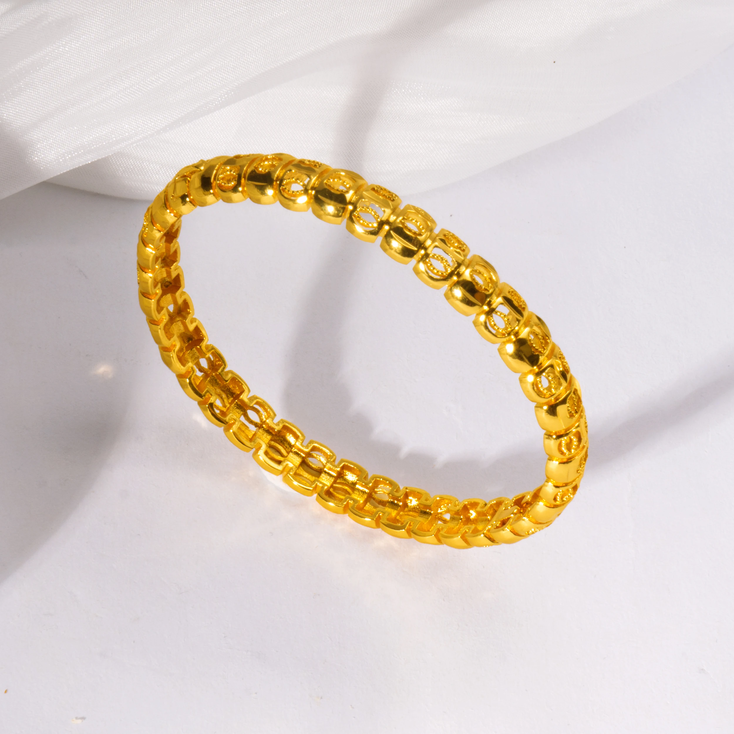 Luxury Dubai Gold Color Bangles For Women 24K Gold Plated Three-dimensional carving Bracelets Charm Wedding Hand Jewelry