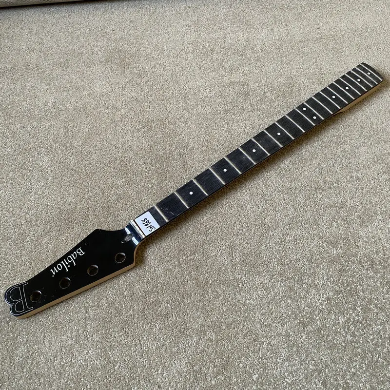 SN868  21 Frets  4 String Electric Bass Neck Semi Finished Version Maple+Rosewood for Bass Guitar Replace Brand Items