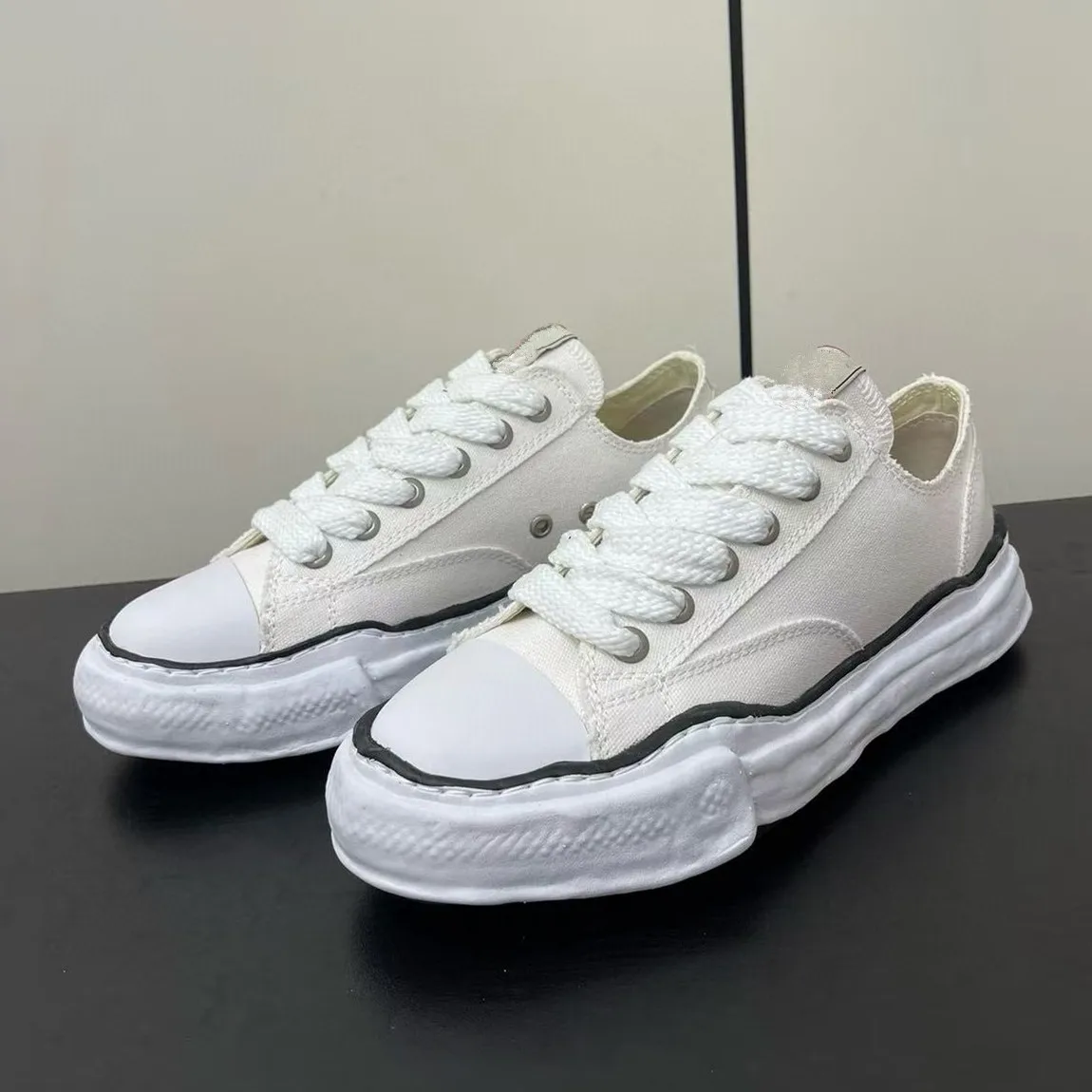 Biscuit shoes, summer women's shoes, new height increasing casual shoes, black board shoes, men's thick soled canvas shoes