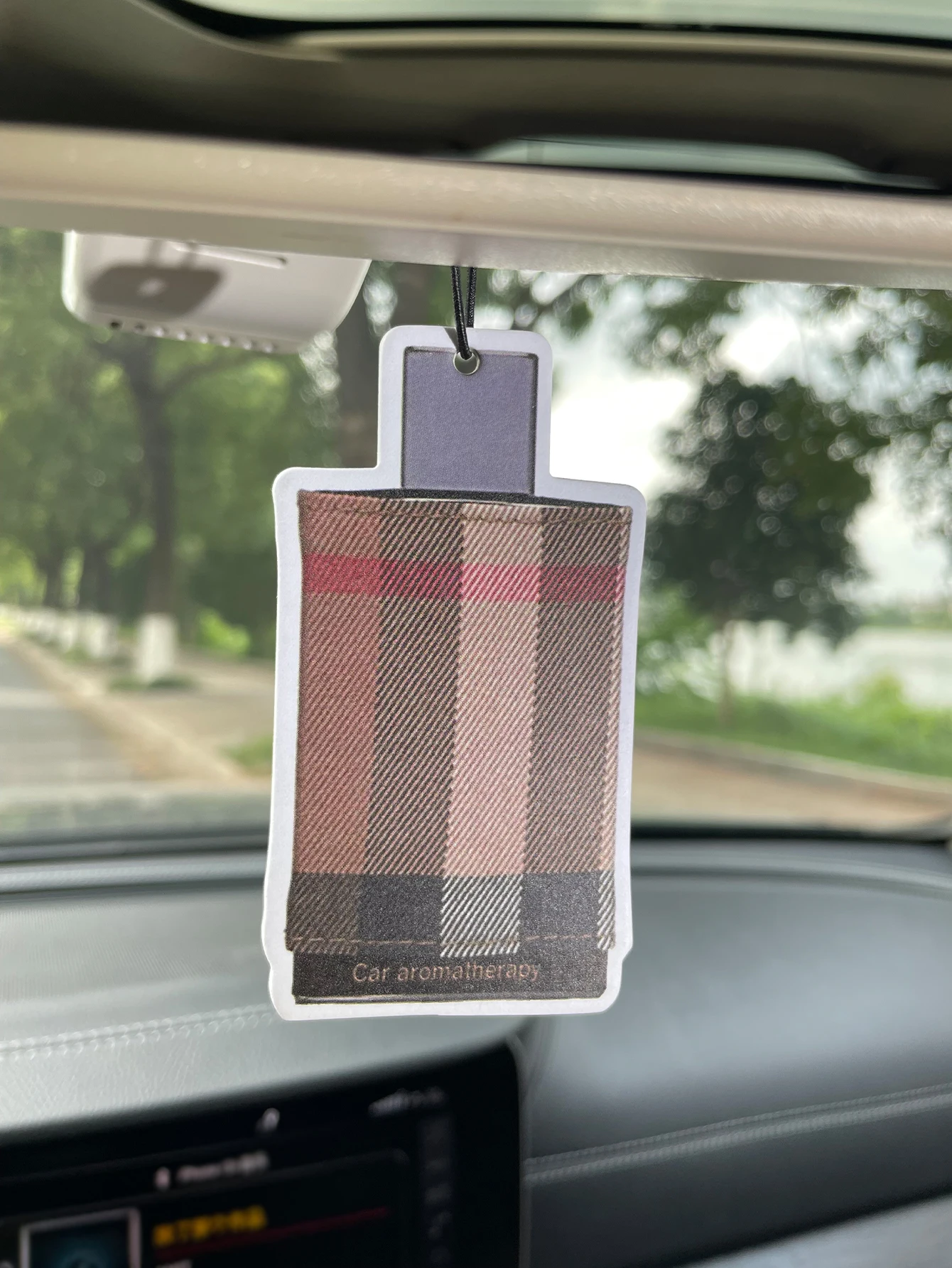 Plaid Perfume Bottle Shaped Hanging Car Air Freshener, Retro Check Pattern 