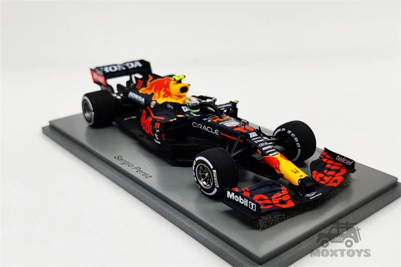 Spark 1:43 F1 2021 RB16B No11 S.Perez 3rd Mexican w/No.3 Board Model Car