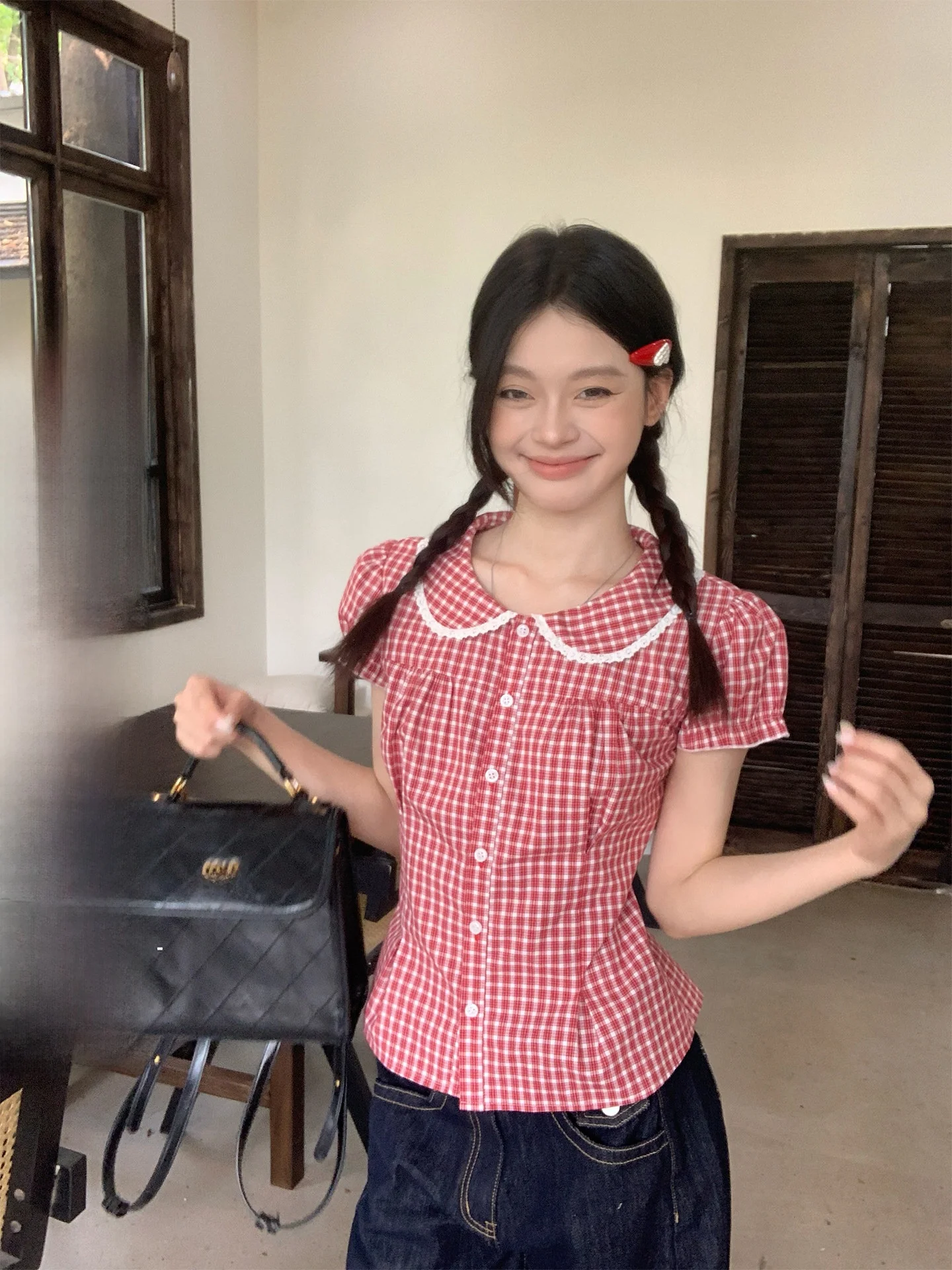 

Красная клетчатая рубашка с воротником-стойкой и рукавами-фонариками, женская свободная летняя блузка в корейском стиле, комфортная дышащая модель с коротким рукавом