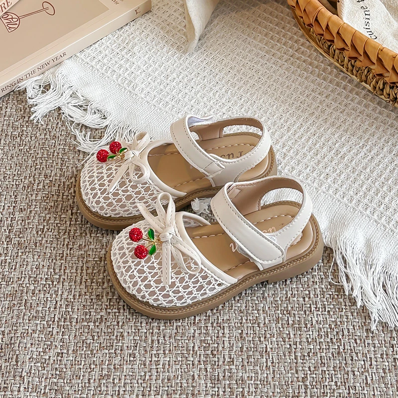 Girls Princess Shoes Sweet Cherry Breathable Kids Casual Shoes Soft Bottom Cute Mesh 2026 Summer New Children Sandals Anti-slip