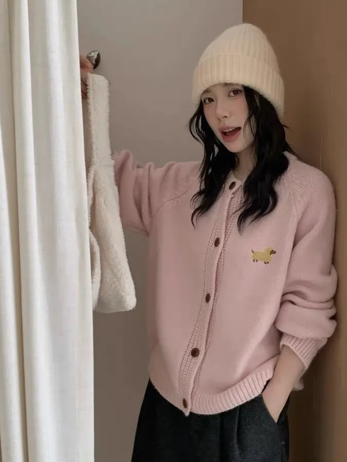 

Свободный вязаный свитер, пальто с мультяшной собакой, вышивкой «Асфера», осенний дизайн, женский модный повседневный топ