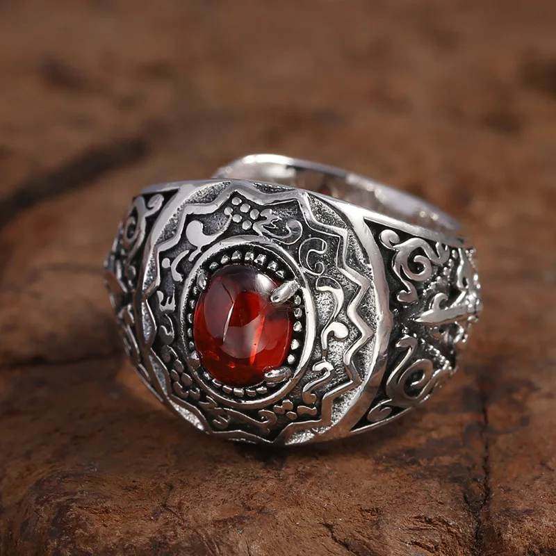 990 sterling silver ornament male and female personality Garnet setting telescopic ring Thai silver retro hipster fashion ring