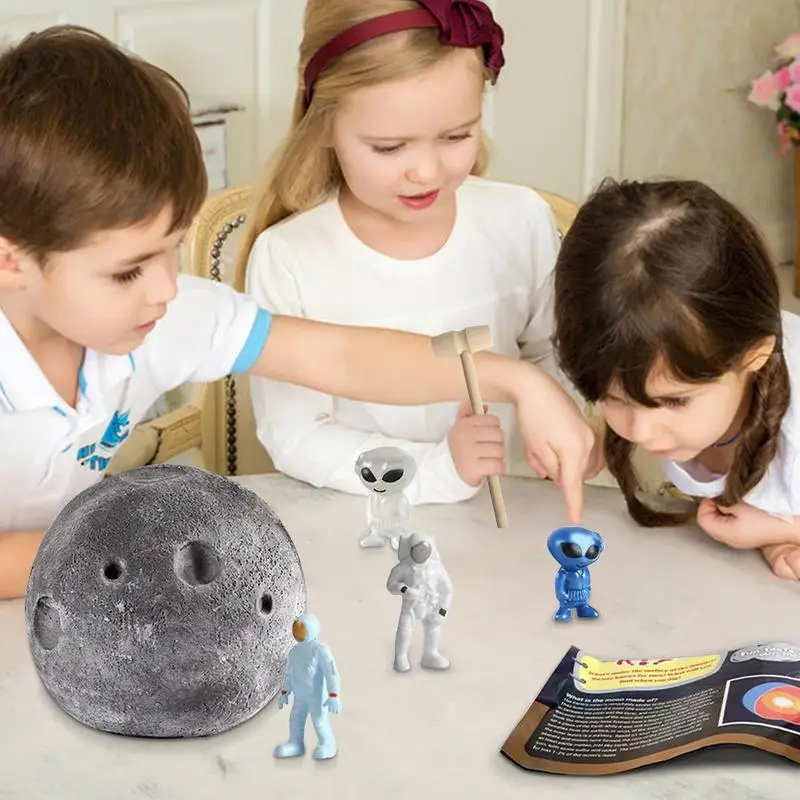 Kit di scavo scientifico per bambini giocattolo di scavo archeologico alieno Montessori Moon Ball Space Astronaut Dig Kit giocattoli educativi per bambini