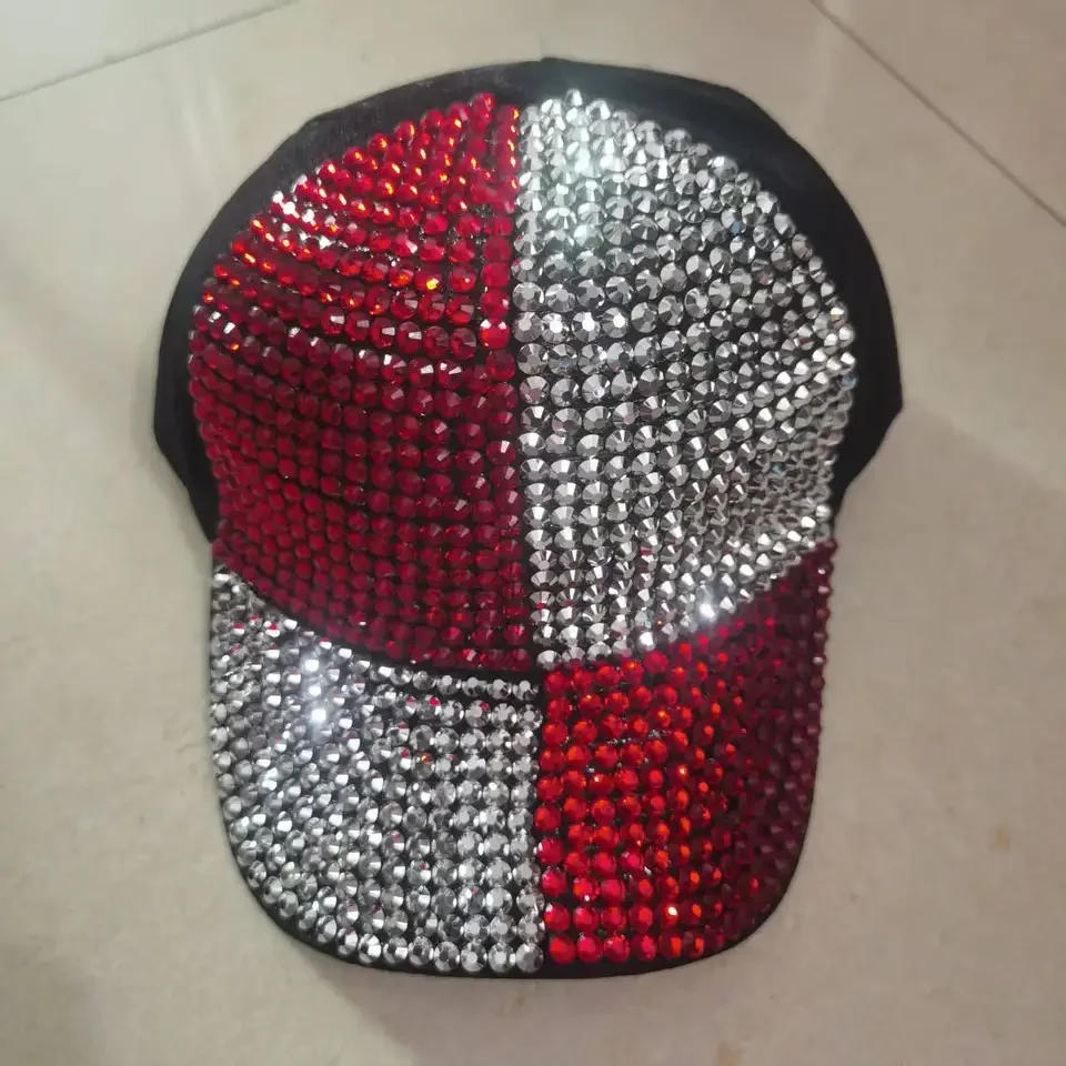 

Women's Crystal Embroidered Baseball Cap Summer Breathable Snapback Korean Style Fashion Hat for Travel