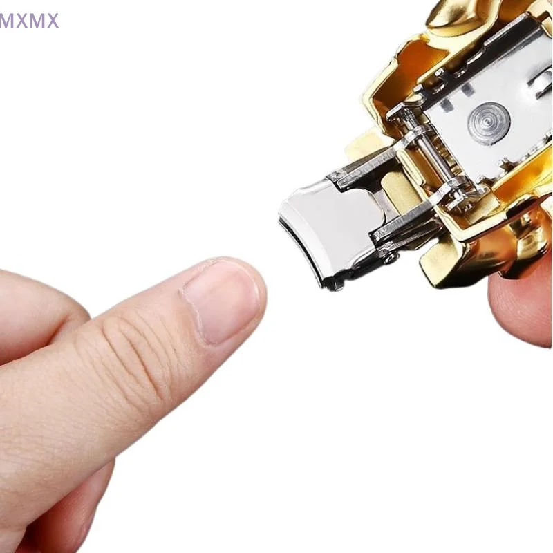 

Mini Portable Cartoon Lucky Cat Nail Scissors Stainless Steel Folded Nail Clipper Keychain Pocket Manicure Trimming Tool