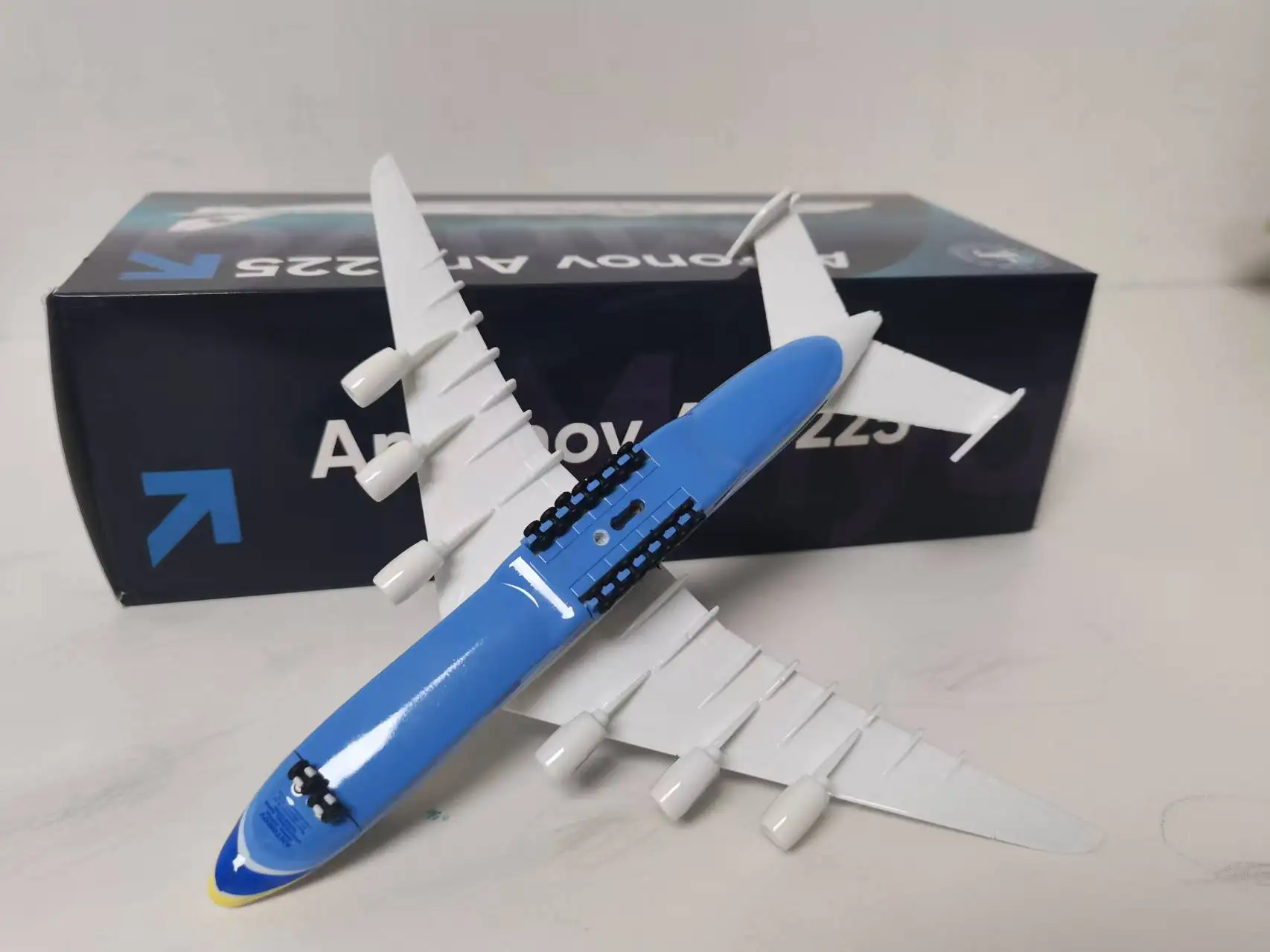 1/400 Scale 20cm An-225 "Mriya" Transport Plane Alloy Aircraft Replica Model Antonov An225 Plane With Base Aviation Airplane view 5