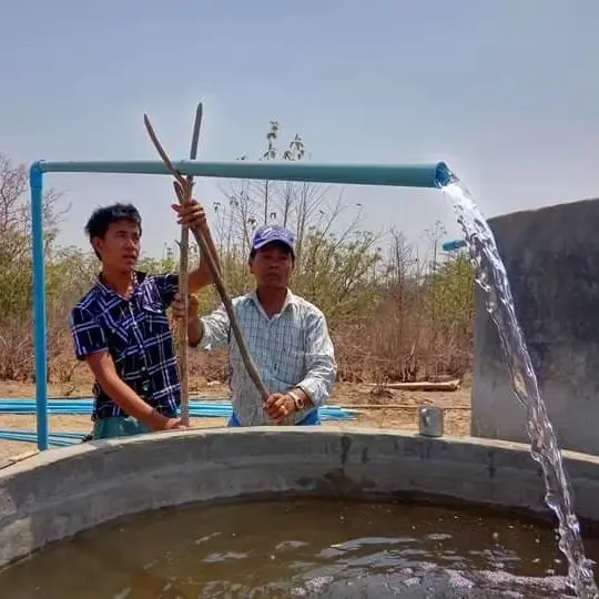 HZUSUN 1HP Solar Powered DC Well Pump Kit for Home Farm Cattle Submersible Borehole Pump Controller - Powerful Water Supply Solu