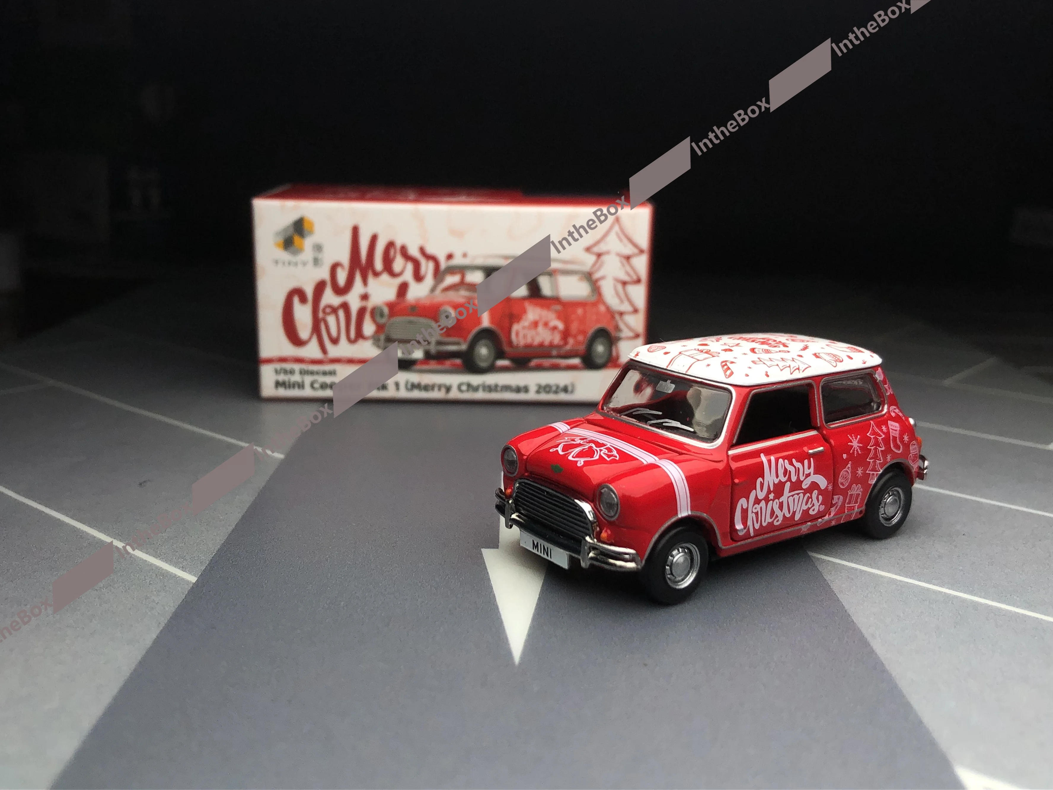 

Tiny City 1/50 Mini Cooper Mk 1 (Merry Christmas) Diecast Model Car Collection Limited Edition Hobby Toys