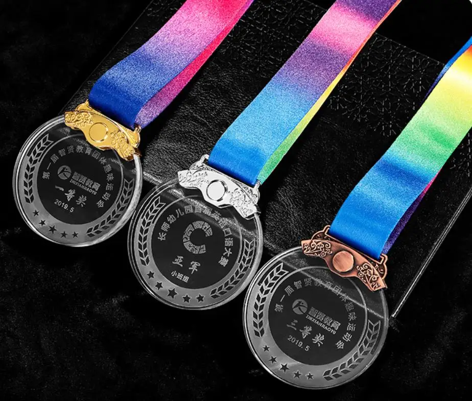 تخصيص ميدالية كريستال الألعاب الرياضية المنافسة الهدايا التذكارية الميداليات التعليمية المدرسية