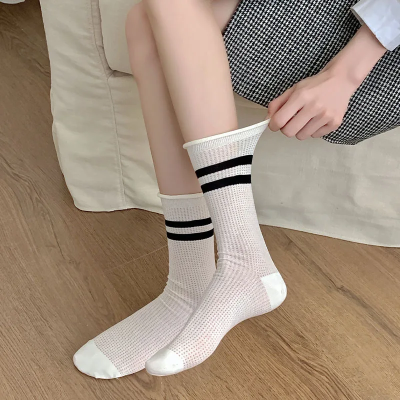 

Тонкие дышащие женские носки с вырезами, весна-лето, повседневные полосатые носки средней длины, хлопковые длинные носки в студенческом стиле в горошек