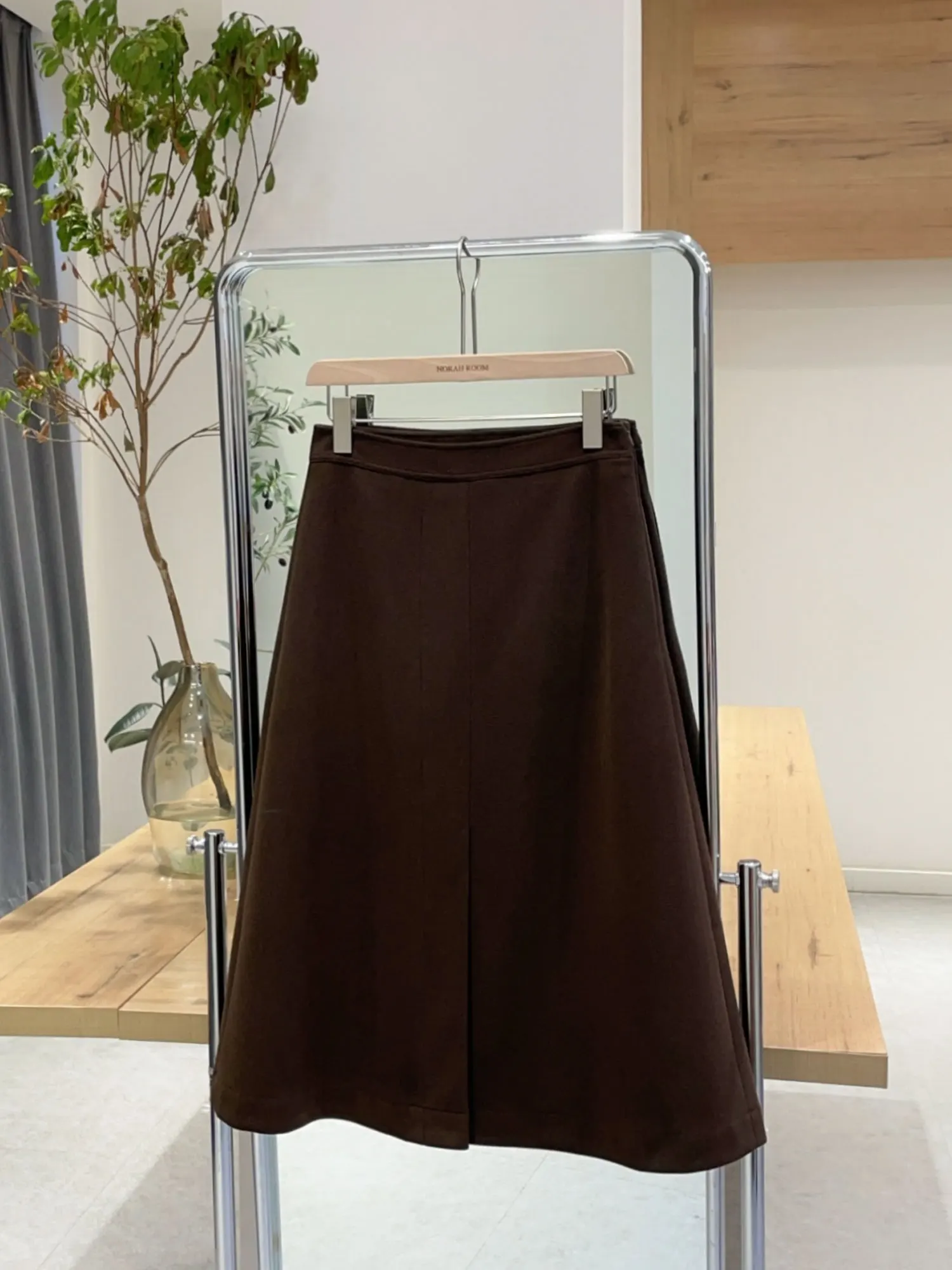 

Юбка-трапеция Ele с высокой талией из полиэфирного волокна, корейская юбка-миди с разрезом спереди, весна 2025 YH, брендовая юбка-миди