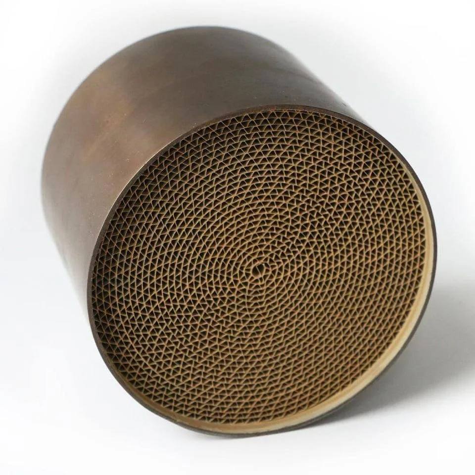 

Hot Sell Good Price And High Quality Ceramic Honeycomb Auto Catalyst For Catalytic ConverterATV&UTV