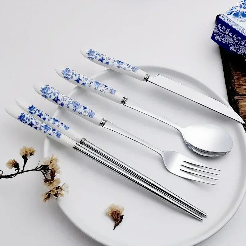 

3PC/Set Of Red/Blue/White/Green Porcelain Tableware Stainless Steel Chopsticks Spoon Fork Gift Box Portable Travel Tableware Set