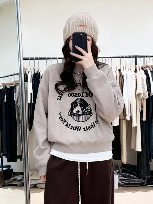 

Женская свободная толстовка оверсайз с принтом собаки и надписью, осенне-зимний повседневный облегающий топ в винтажном стиле, больших размеров