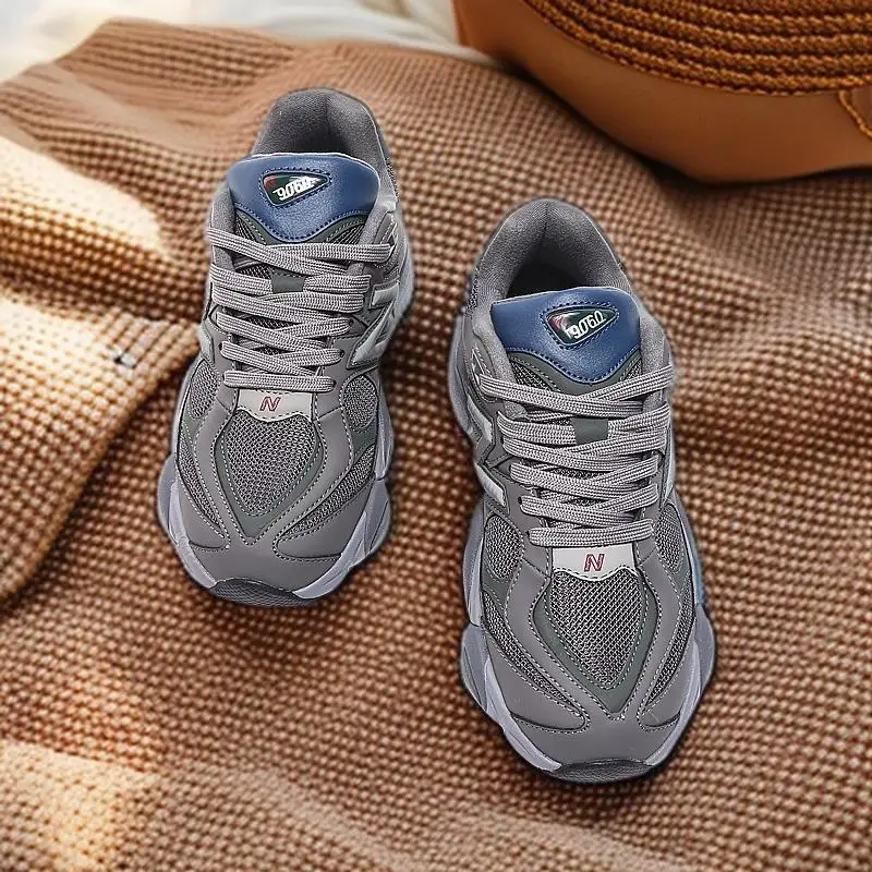 أحذية رياضية متعددة الاستخدامات مستوحاة من الرجعية للخريف والشتاء: صورة ظلية مكتنزة تلبي الراحة الحديثة للارتداء اليومي #4