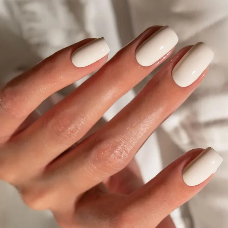 24Pcs False Nails Solid-Color Rectangular White Minimalist Press-On Nails—Perfect As A Gift for Girls and Friends