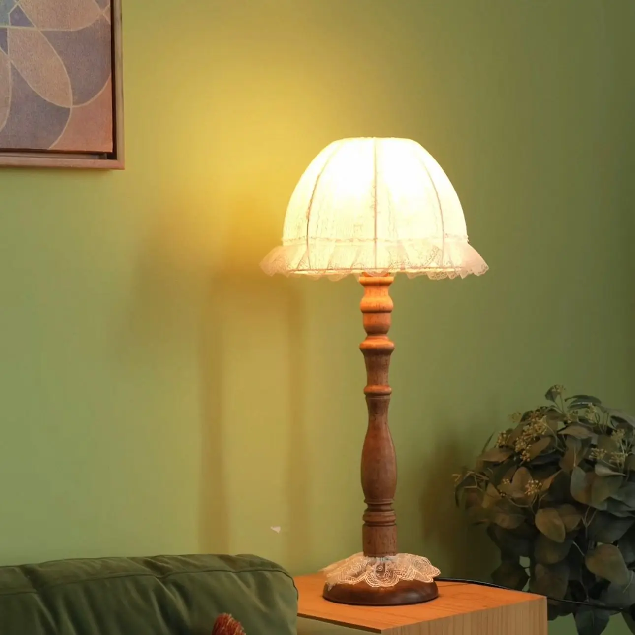 

warm romantic luxury solid wood American country retro table lamp bedroom bedside lamp