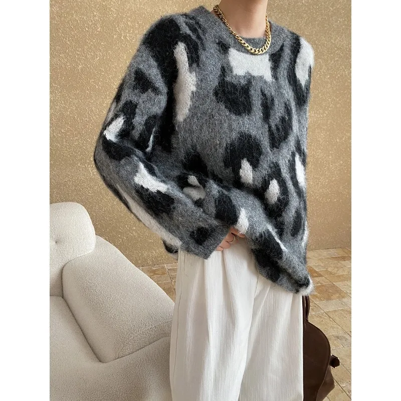 

Vintage Leopard Print Round Neck Loose Slimming Knitted Sweater