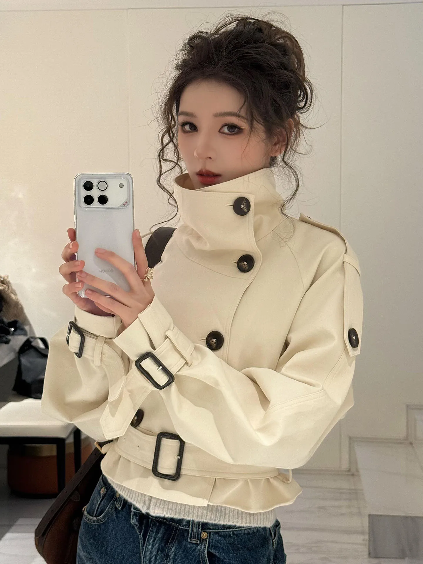 

Ele Stand Collar Loose Fit Beige Outerwear Women's Spring 2026 New Arrival Waist-Cinching High-End Feel Top