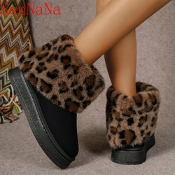 2024 New Leopard Print Design stivali da neve donna stivaletti antiscivolo con suola spessa stivaletti in peluche comodi e caldi invernali femminili